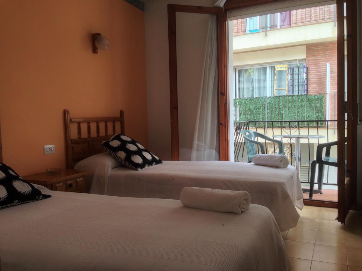 Hostal La Marina Castell-Platja d’Aro Exterior foto